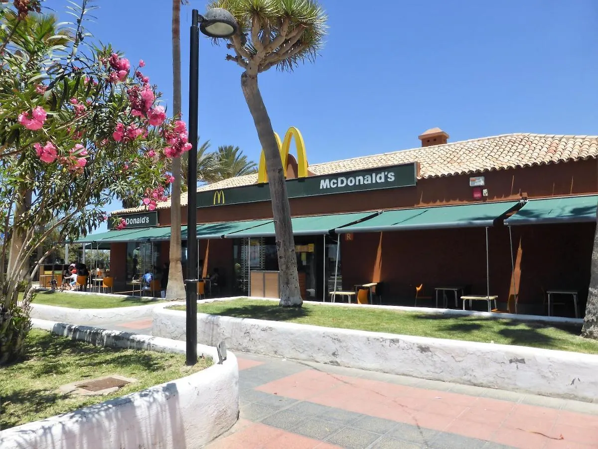 דירה ארונה Vivienda Vacacional Parque Santiago 1 Bernal Home ספרד